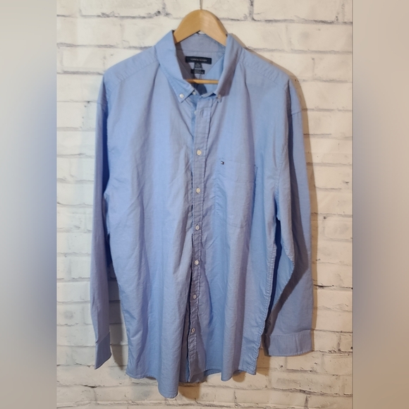NWT Tommy Hilfiger Classic Fit Button Up Shirt XXL - Picture 1 of 5